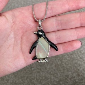 Penguin Shiny Center Necklace Silver